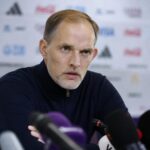 Thomas Tuchel tijdens een gespannen persmoment na de WK-uitschakeling van Engeland