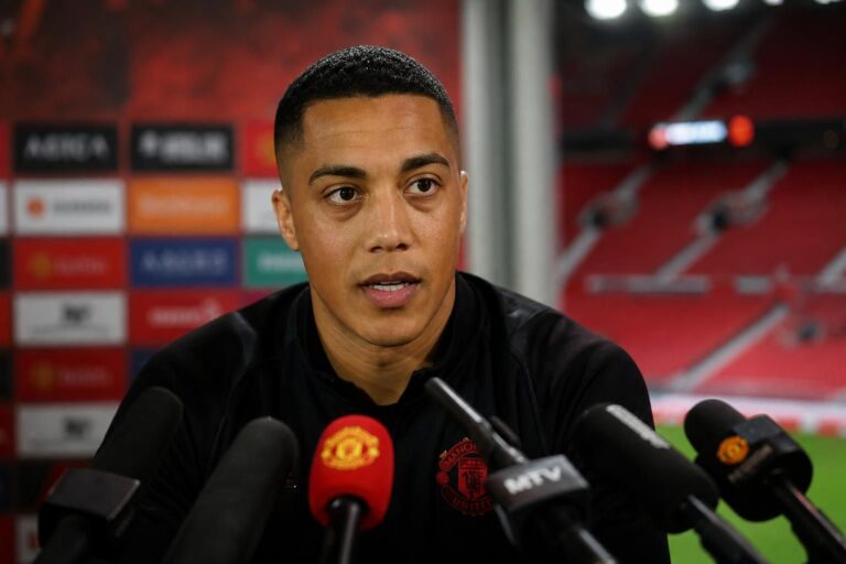 Youri Tielemans wil bij Manchester United een leidersrol opnemen voor jonge spelers