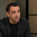 Xavi spreekt rustig tijdens een televisie-interview over het Nederlands elftal.