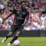 Ismaïla Sarr van Crystal Palace tijdens een wedstrijd op het veld.