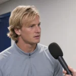 Cisse Sandra spreekt na een wedstrijd in de mixed zone van KVC Westerlo.