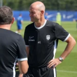 KRC Genk-context op het trainingsveld tijdens de voorbereiding.