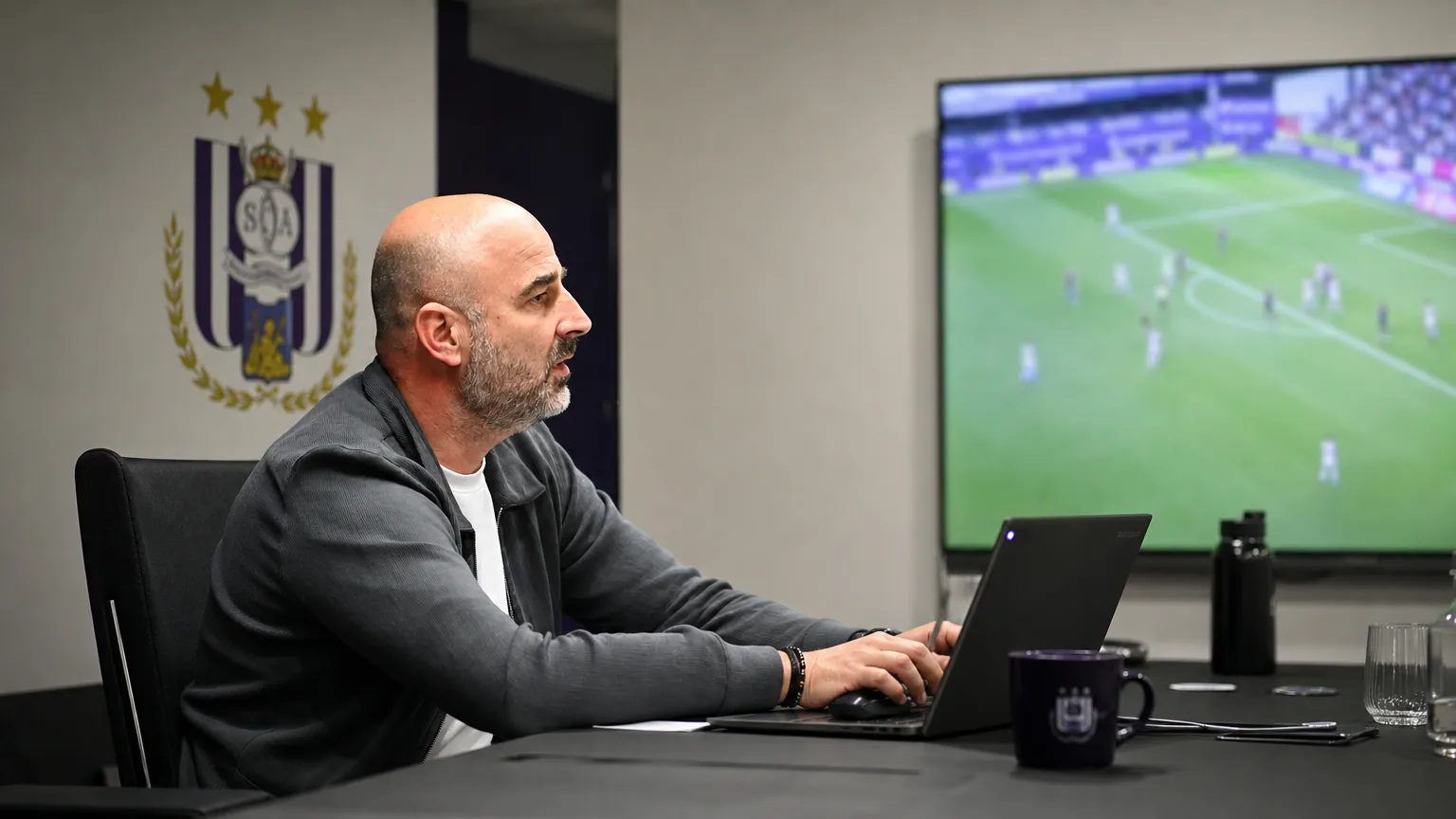 Operationele werkomgeving op Neerpede bij RSC Anderlecht.