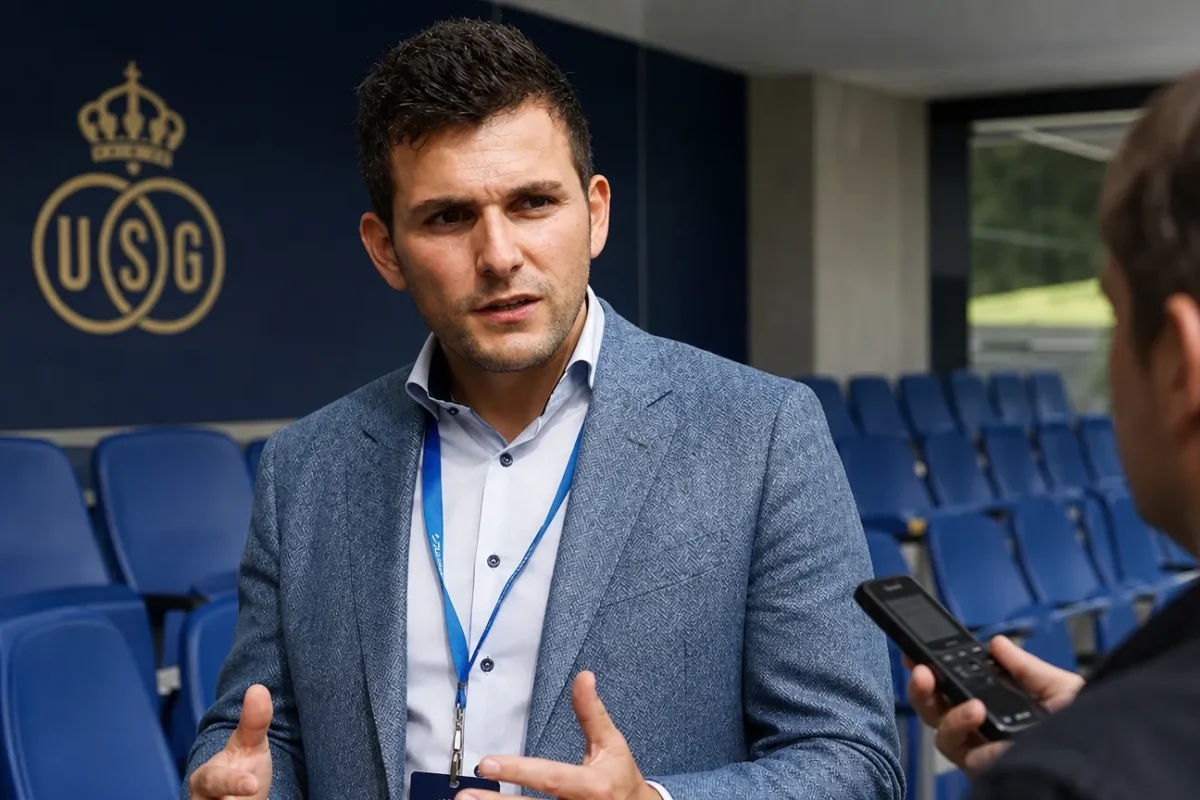 Philippe Bormans spreekt in een perszone van Union.