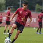 Een trainingsmoment van Zulte Waregem op het oefenveld.