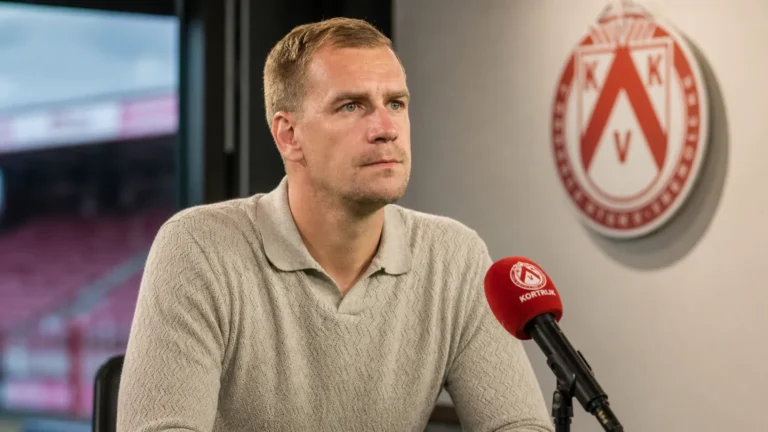Michiel Jonckheere tijdens een interview voor de clubmedia van KV Kortrijk.