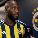 Romelu Lukaku geeft een interview in de mixed zone na een wedstrijd van Fenerbahçe.