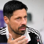 Vitor Bruno spreekt tijdens een persconferentie van Anderlecht.