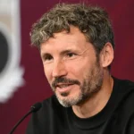 Mark van Bommel spreekt tijdens een persmoment over de Belgische selectie.
