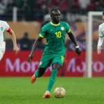 Sadio Mané in actie voor Senegal tijdens een interlandwedstrijd.