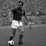 Sandro Mazzola in actie tijdens een historische wedstrijd van Inter.