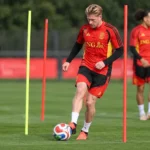Kevin De Bruyne tijdens een oefening op training van de Rode Duivels.