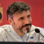 Mark van Bommel tijdens een persmoment van de Belgische nationale ploeg.