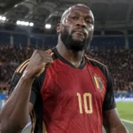Romelu Lukaku maakt na de wedstrijd een gebaar in het Belgische tenue.
