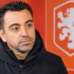 Xavi Hernández tijdens een interview na de wedstrijd van Nederland in Servië.