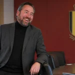 Vincent Mannaert in een vergaderruimte van de KBVB na zijn benoeming tot CEO.