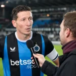 Hans Vanaken van Club Brugge tijdens een interview naast het veld na een wedstrijd.