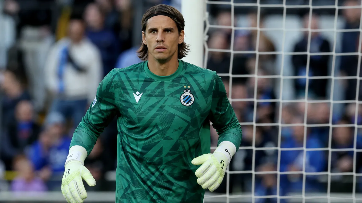 Yann Sommer in doelmanstenue van Club Brugge tijdens een wedstrijd.