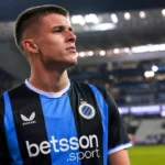 Nicolo Tresoldi van Club Brugge na een wedstrijd in het stadion.