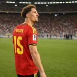Thomas Meunier in het Belgische tenue op het veld na een wedstrijd.