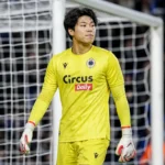 Taishi Nozawa staat na de wedstrijd geconcentreerd in het doelgebied.