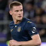 Sergio Gomez in het tenue van RSC Anderlecht tijdens een wedstrijd.