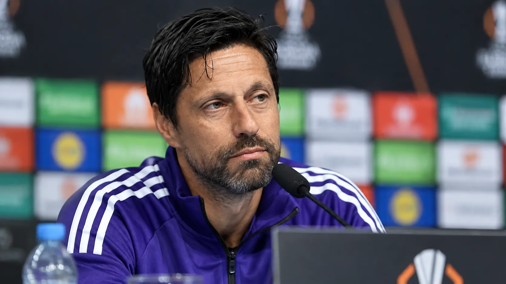Vitor Bruno tijdens een persmoment na de Europese wedstrijd van Anderlecht.