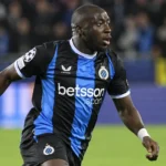Carlos Forbs van Club Brugge in actie op het voetbalveld.