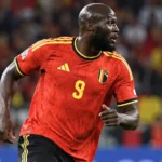 Romelu Lukaku in het rode tenue van België tijdens een wedstrijdactie.