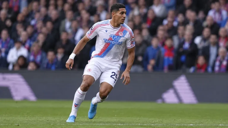 Anan Khalaili van Crystal Palace tijdens een Premier League-wedstrijd.