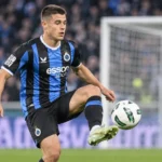 Nicolo Tresoldi van Club Brugge controleert de bal tijdens een wedstrijd in Jan Breydel.