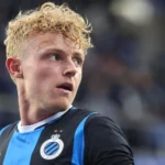 Joaquin Seys in het blauw-zwarte shirt van Club Brugge tijdens een wedstrijdmoment.