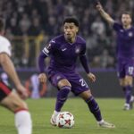 Mario Stroeykens aan de bal op het middenveld van Anderlecht
