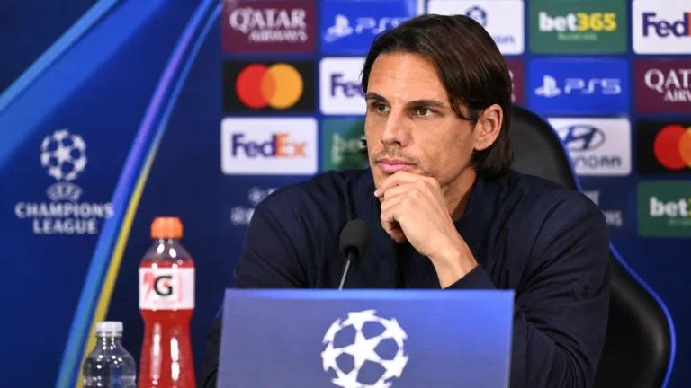 Yann Sommer tijdens een persconferentie voor de wedstrijd van Club Brugge tegen Internazionale.