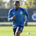 Carlos Forbs traint met Club Brugge op het oefenveld.