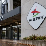 De buitengevel van Den Dreef met een vaste OH Leuven-gevelplaat.